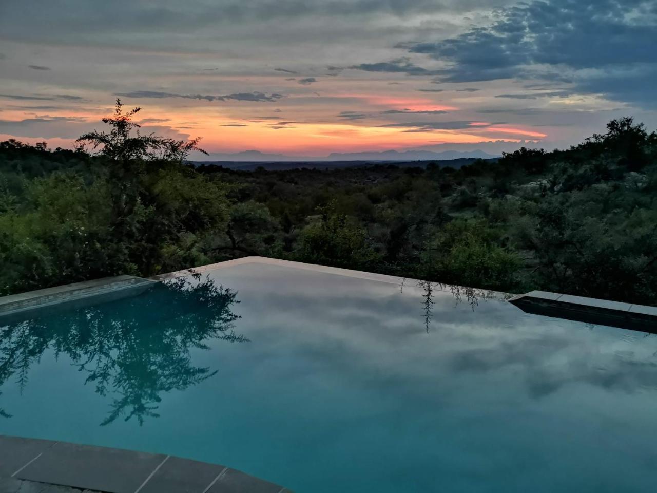 Mbizi Bush Lodge Grietjie Game Reserve Εξωτερικό φωτογραφία